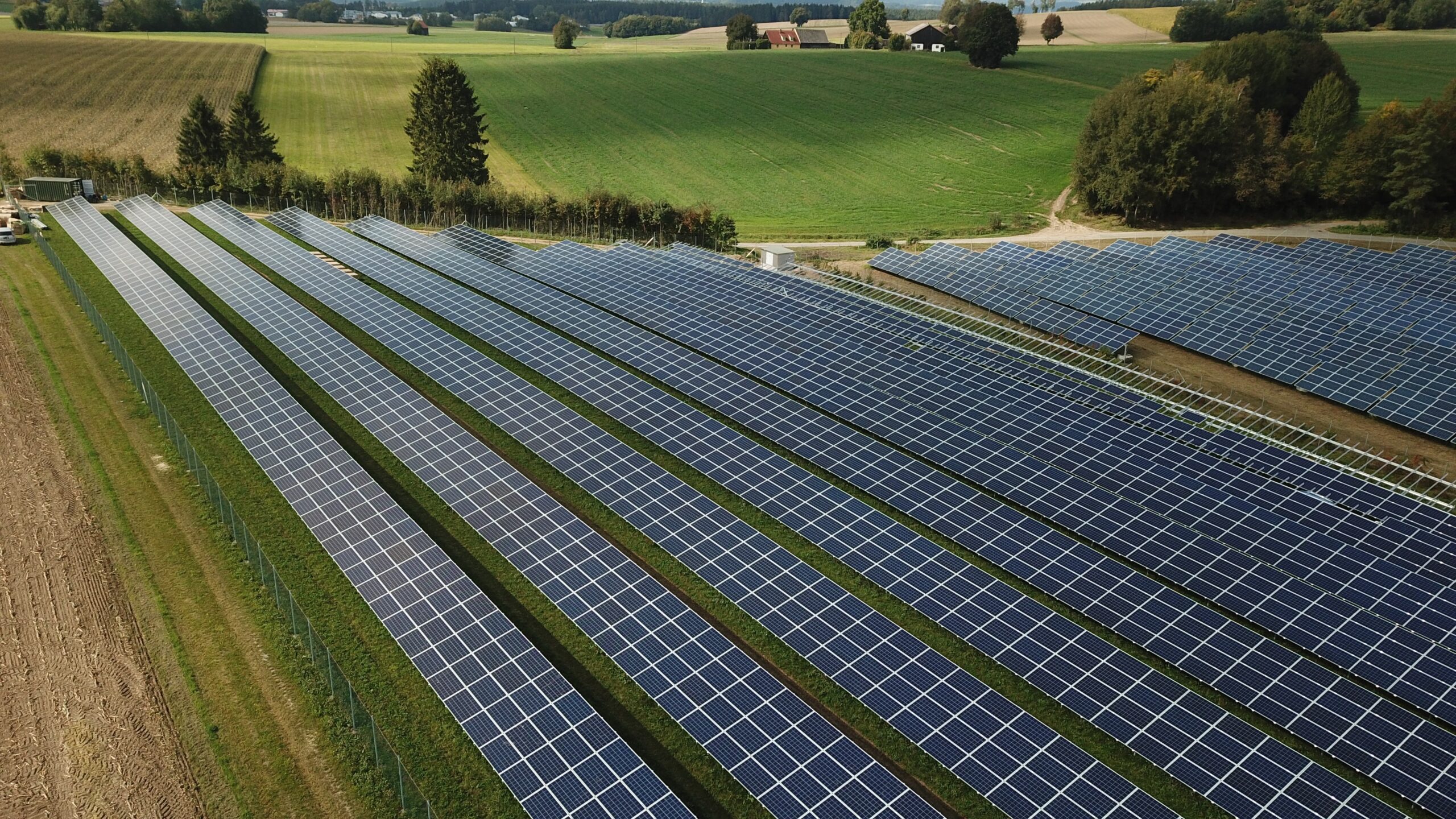 solargruen_pv_freiflaeche_luftbild