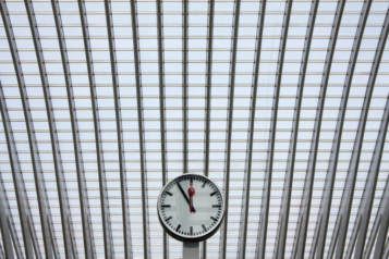 Eine Bahnhofsuhr