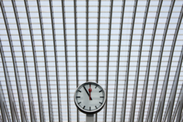 Eine Bahnhofsuhr
