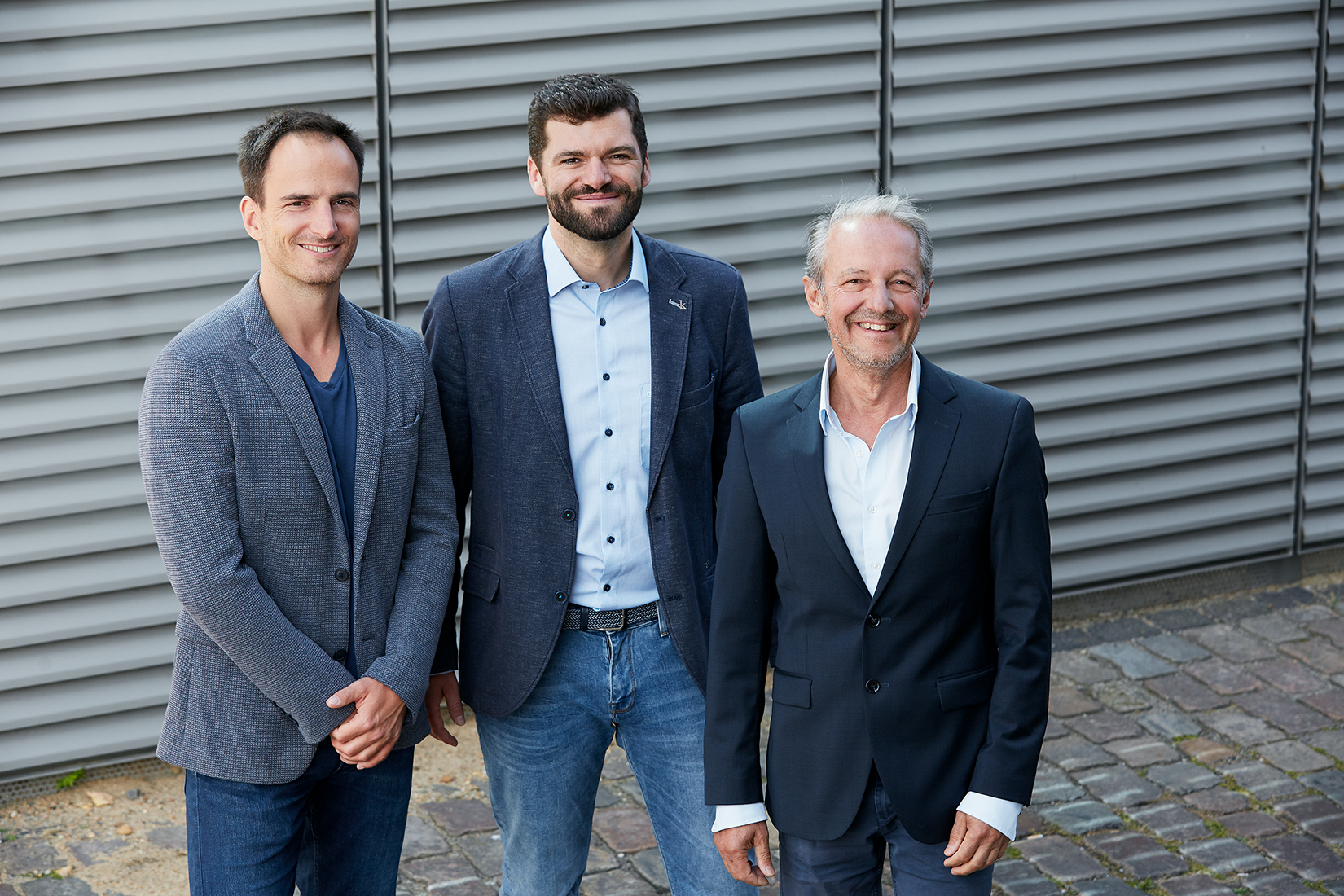 Das Bild zeigt die Gründer und Geschäftsführer von Onomotion