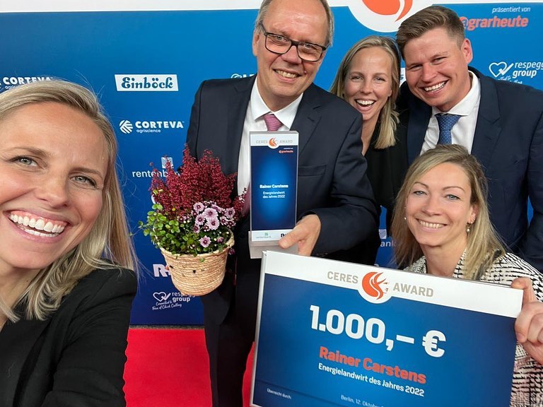 Die Familie Karstens freut sich über Ihren Preis bei der Verleihung des Ceres Awards. 
