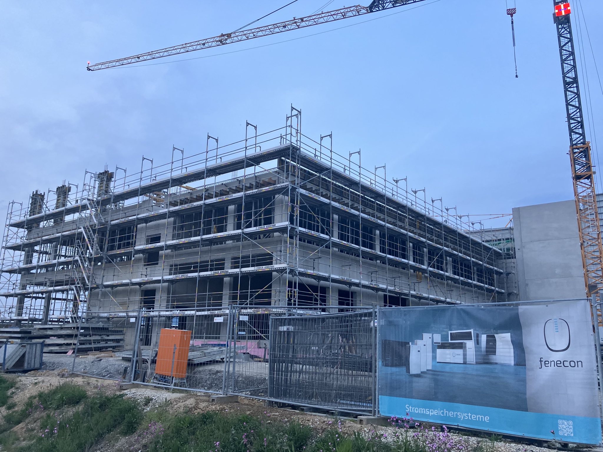 FENECON Baustelle CarBatteryReFactory